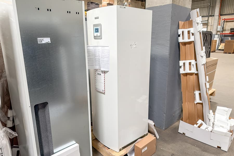 Inneneinheit Luft/Wasser Split-Wärmepumpe Bosch CS3400iAWS 14 M
